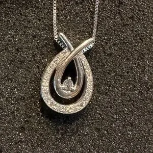 Kay Jewelers Jewelry Kay Jewelers Loves Embrace Karat